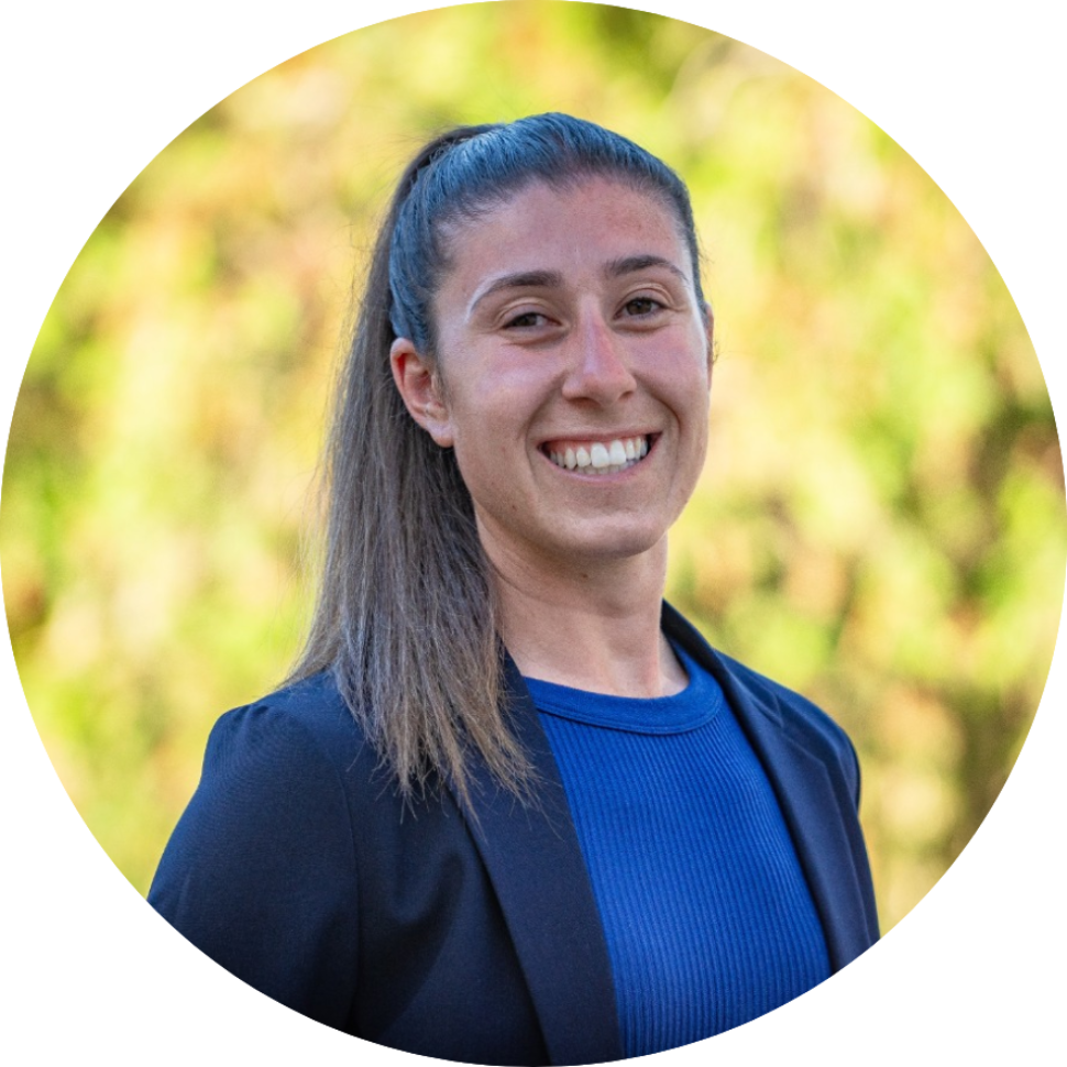 Lisa Totani_Circular Photo_2.png