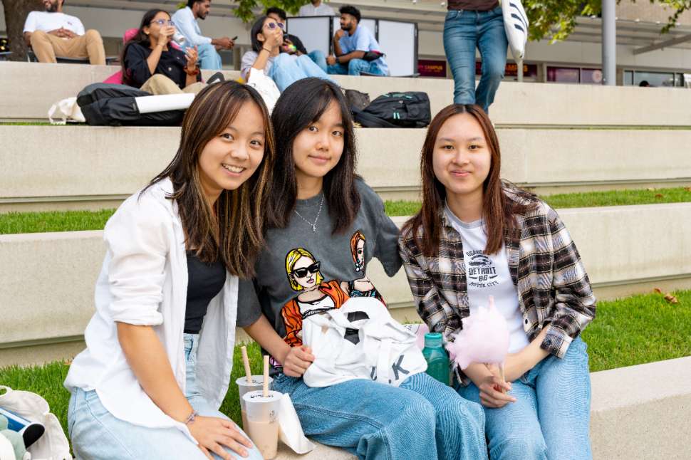 O week 2023 selfie.jpg